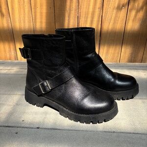 Steve Madden Women’s boots